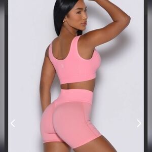 Figure Scrunch Shorts Small (Peach Burst) NWT